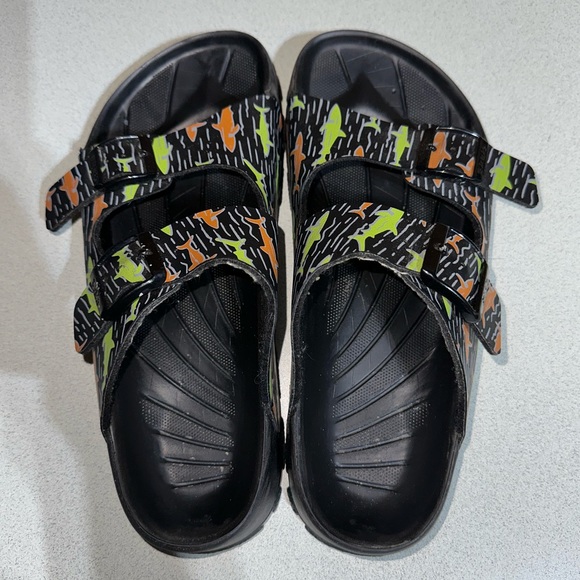 Birki’s | Shark Pattern -Black - Picture 4 of 6